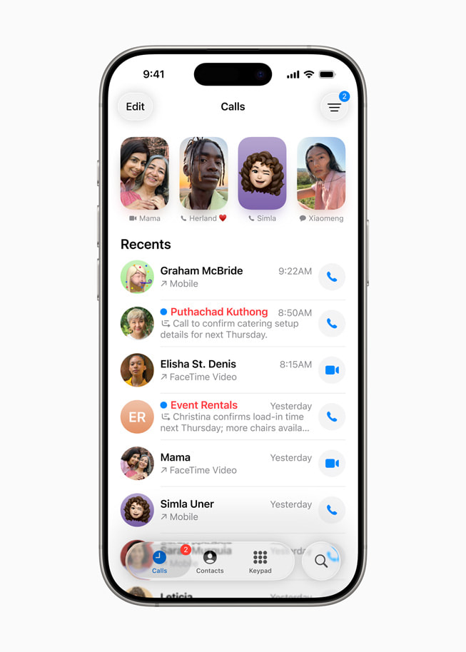 전화 앱의 새로운 통합 레이아웃을 보여주는 iPhone 16 Pro.