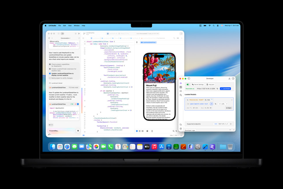Una MacBook Pro muestra una pantalla de Xcode.