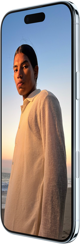 iPhone Air، الجزء الخلفي الخارجي، لون أزرق سماوي، نظام كاميرا Fusion رئيسية في المنصة العلوية