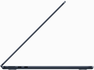 Πλάγια όψη του MacBook Air σε Μαύρο του Μεσονυκτίου